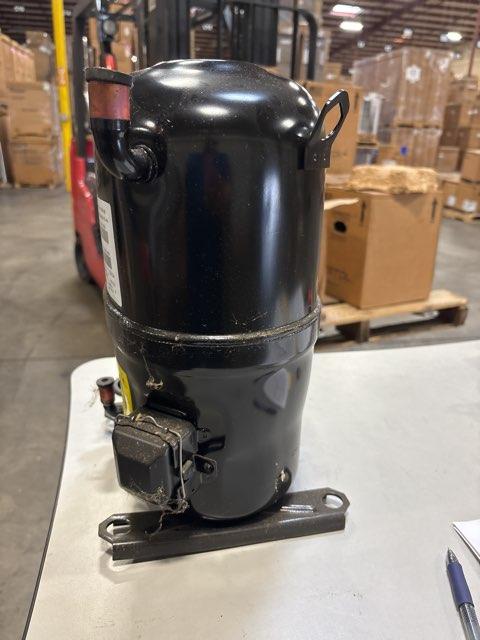 1.5 Ton AC Reciprocating Compressor 208-230/60/1 R410A