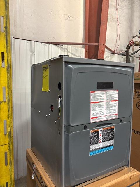 132,000 BTU Modulating Upflow/Horizontal ECM Variable Speed Gas Furnace 97% AFUE 120/60/1 CFM: 1994