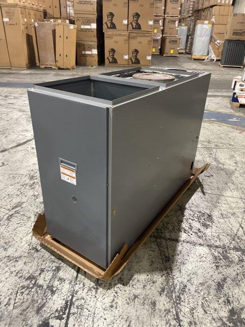 105,000 BTU Single-Stage Upflow ECM Variable Speed Oil Furnace 85% AFUE 120/60/1 CFM: 1400