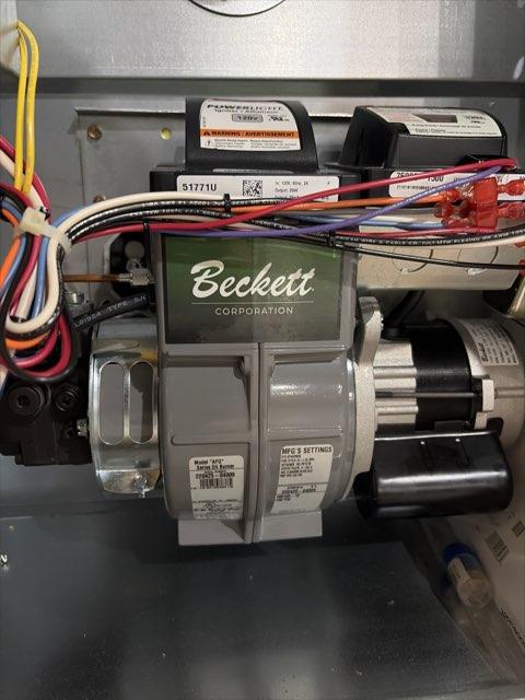 113,500 BTU Single-Stage Upflow PSC Multi Speed Oil Furnace 83% AFUE 120/60/1 CFM: 1760