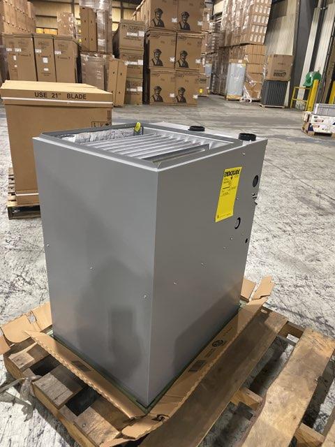 88,000 BTU Two-Stage Upflow/Horizontal ECM Variable Speed Gas Furnace 97% AFUE 120/60/1 CFM: 2020