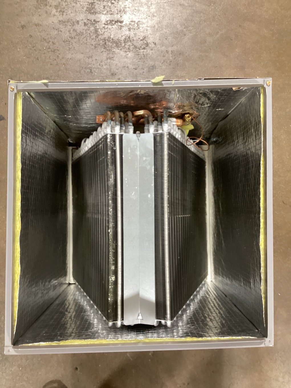 4 Ton AC/HP Upflow/Downflow Cased A Coil, R410A CFM 1600