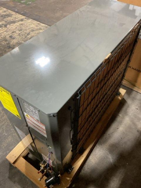 2 Ton Variable Speed Split-System Communicating Heat Pump 208-230/60/1 R410A 19 SEER