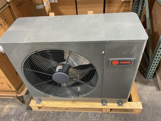 2 Ton Variable Speed Split-System Communicating Heat Pump 208-230/60/1 R410A 19 SEER