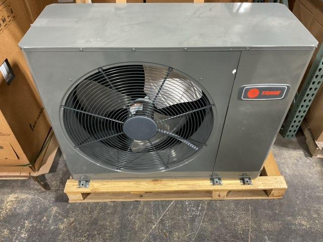 2 Ton Variable Speed Split-System Communicating Heat Pump 208-230/60/1 R410A 19 SEER