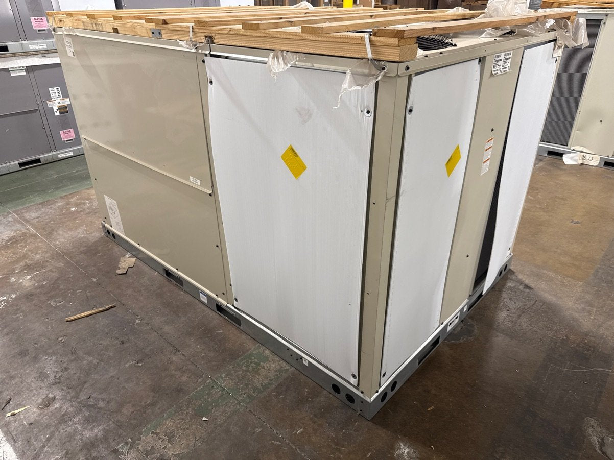 7.5 Ton Two-Stage Convertible Packaged Air Conditioning Unit, 11.2 EER, 208-230/60/3, R410A