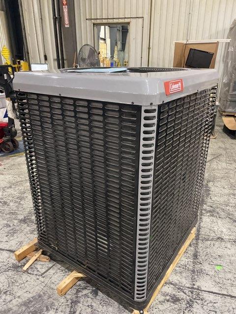 5 Ton Two-Stage Split-System Communicating Compatible Heat Pump 208-230/60/1 R410A 19 SEER