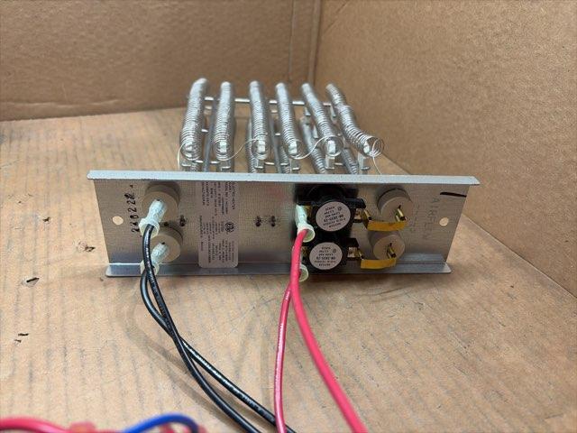 7.5 KW Electric Heat Kit with Breaker 208/240/60/1