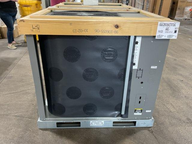 3 Ton Single-Stage Convertible Natural Gas/Electric Packaged Unit, 14 SEER, 208-230/60/3, R410A