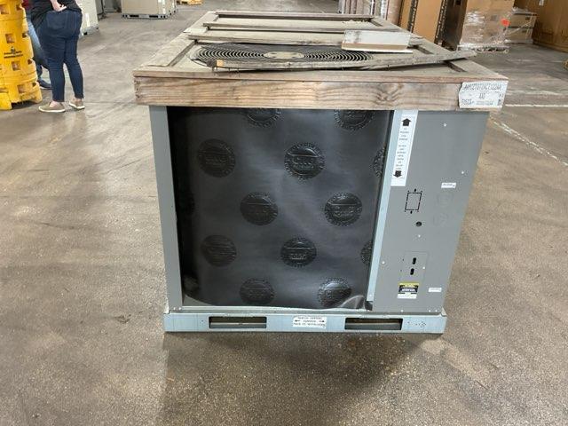6 Ton Two-Stage Convertible Natural Gas/Electric Packaged Unit, 11 EER, 208-230/60/3, R410A