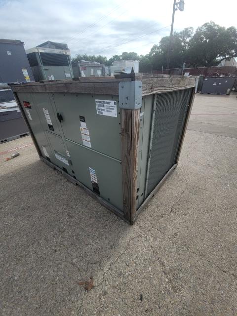 7.5 Ton Three-Stage Convertible Natural Gas/Electric Packaged Unit, 11 EER, 208-230/60/3, R410A