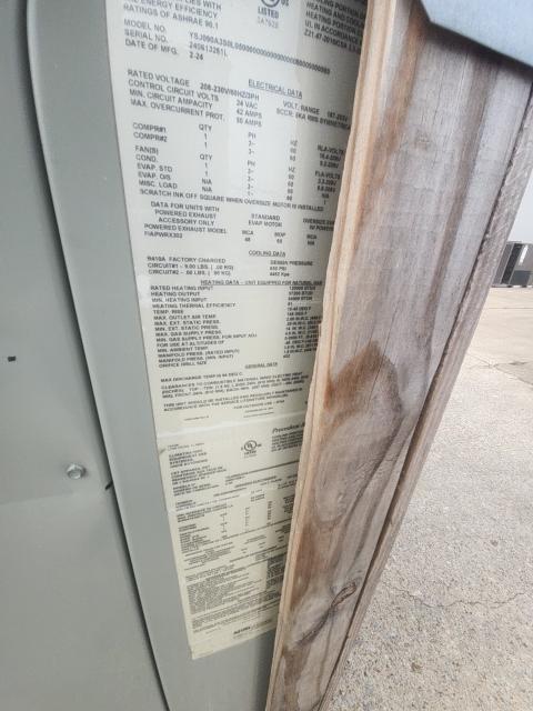 7.5 Ton Three-Stage Convertible Natural Gas/Electric Packaged Unit, 11 EER, 208-230/60/3, R410A