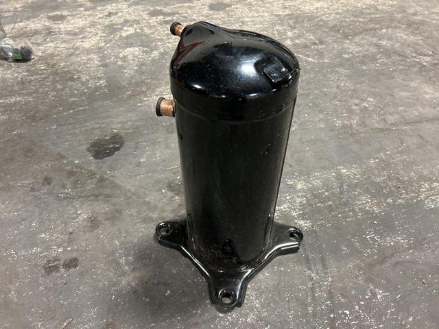 4.5 Ton Single-Stage AC Scroll Compressor 575/60/3 R410A
