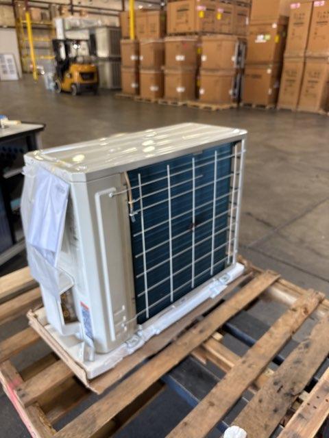 12,000 BTU Single-Zone Outdoor Inverter Heat Pump Mini Split Unit, 17.5 SEER2 208-230/60/1 R-410A