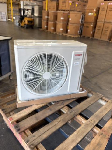 9,000 BTU Single-Zone Outdoor Inverter Heat Pump Mini Split Unit, 19.5 SEER2 208-230/60/1 R-410A