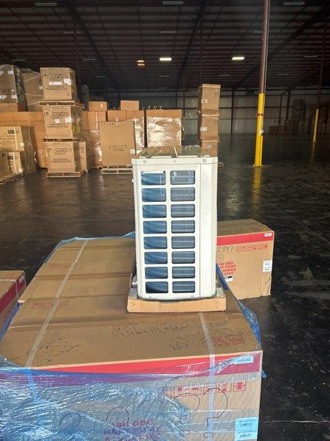 18,000 BTU Single-Zone Outdoor Inverter Heat Pump Mini Split Unit, 19 SEER2 208-230/60/1 R-410A