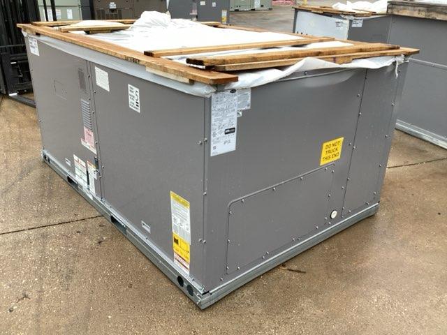 7.5 Ton Two-Stage Convertible Natural Gas/Electric Packaged Unit, 11.2 EER, 208-230/60/3, R410A