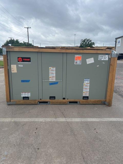 10 Ton Three-Stage Convertible Packaged Air Conditioning Unit, 11.2 EER, 460/60/3, R410A