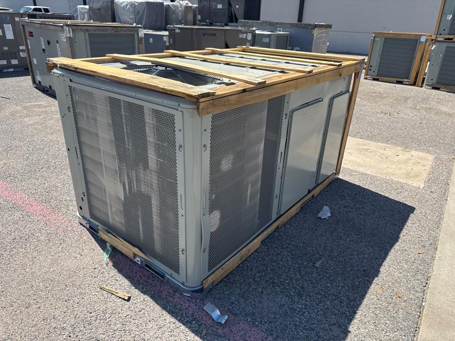 10 Ton Two-Stage Convertible Packaged Heat Pump Unit, 10.1 EER, 208-230/60/3, R-410A