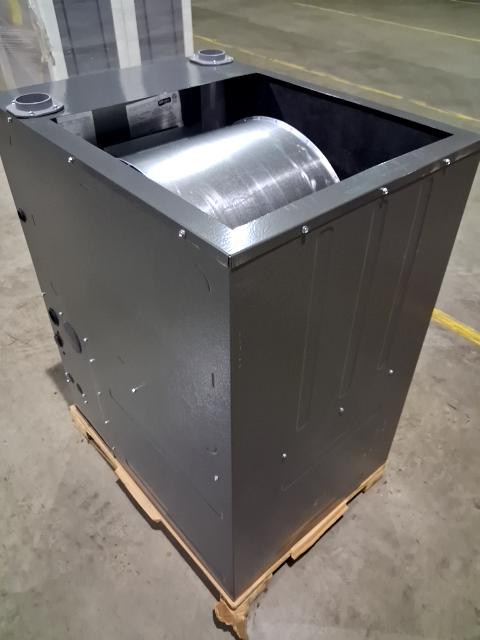 100,000 BTU Low NOx 2-Stage Down/Horz ECM Var Spd Comm Compatible Gas Furnace 96% 115/60/1 CFM: 2000