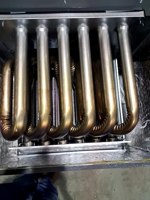 120,000 BTU Low NOx Two-Stage Up/Horz ECM Var Spd Comm Compatible Gas Furnace 96% 115/60/1 CFM: 2000