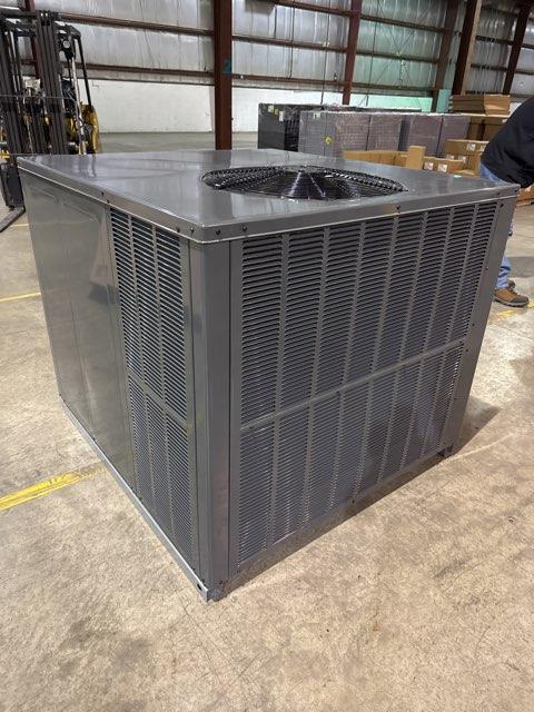 4 Ton Single-Stage Convertible Packaged Air Conditioning Unit, 13.4 SEER2, 208-230/60/1, R410A