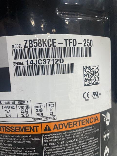 4.5 Ton Single-Stage Refrigeration Scroll Compressor 380-460/50-60/3 R404A