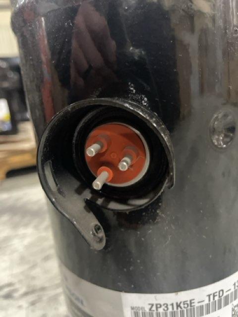 2.5 Ton Single-Stage AC/HP Scroll Compressor 460/60/3 R410A