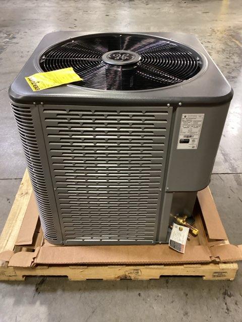 3.5 Ton Single-Stage Split-System Air Conditioner 208-230/60/1 R410A 17 SEER