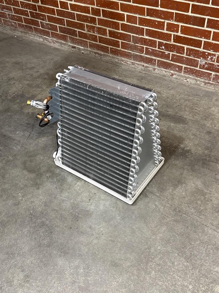 2.5 Ton AC/HP Upflow Uncased A Coil, R410A CFM 1400