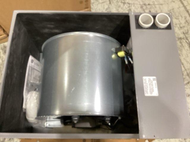110,000 BTU Modulating Downflow ECM Variable Speed Gas Furnace 97% AFUE 120/60/1 CFM: 2045