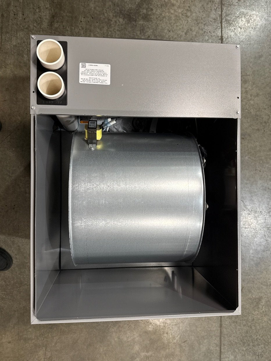 110,000 BTU Two-Stage Downflow ECM Variable Speed Gas Furnace 96% AFUE 120/60/1 CFM: 2010