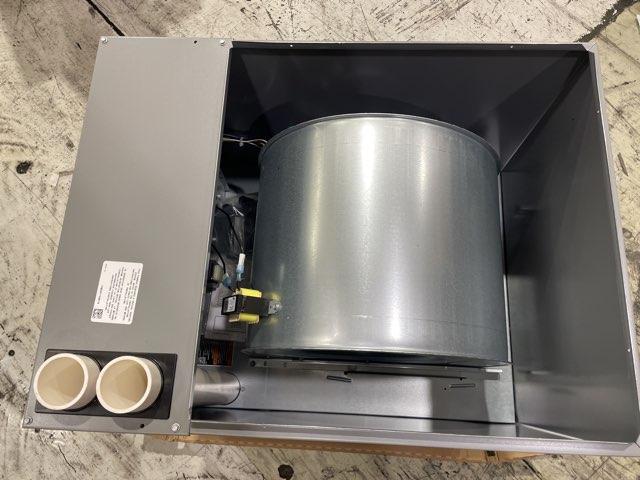 88,000 BTU Single-Stage Downflow ECM Multi Speed Gas Furnace 96% AFUE 120/60/1 CFM: 1760