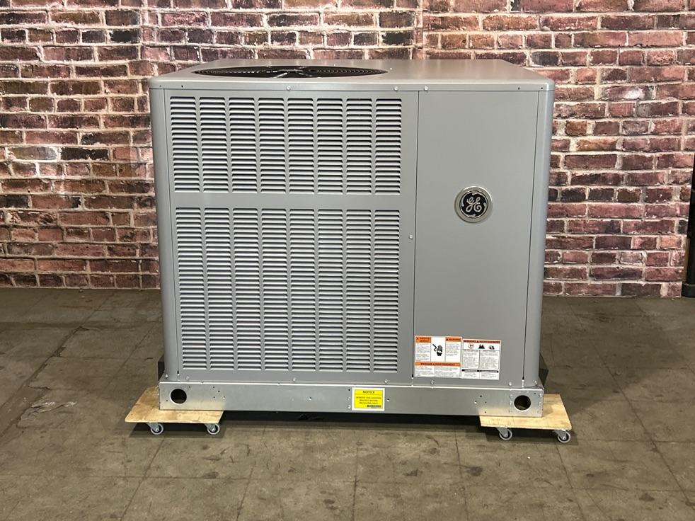 3 Ton Single-Stage Convertible Natural Gas/Electric Packaged Unit, 14 SEER, 208-230/60/1, R410A