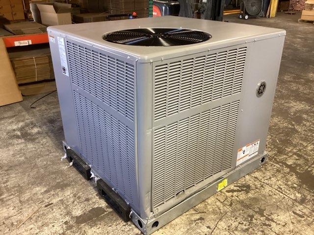 3 Ton Two-Stage Convertible Natural Gas/Electric Packaged Unit, 15 SEER, 208-230/60/1, R410A