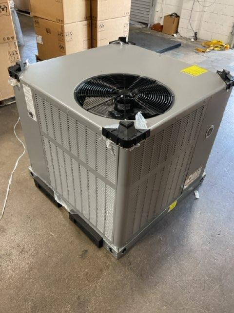 3 Ton Single-Stage Convertible Natural Gas/Electric Packaged Unit, 14 SEER, 208-230/60/1, R410A