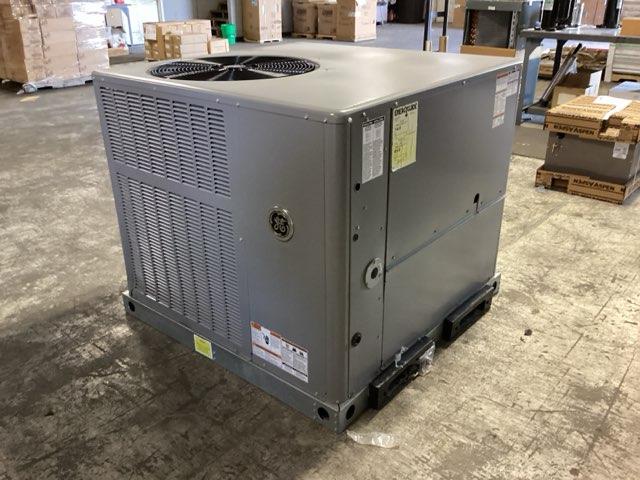 2.5 Ton Low NOx 1-Stage Convertible Natural Gas/Electric Packaged Unit, 14 SEER, 208-230/60/1, R410A