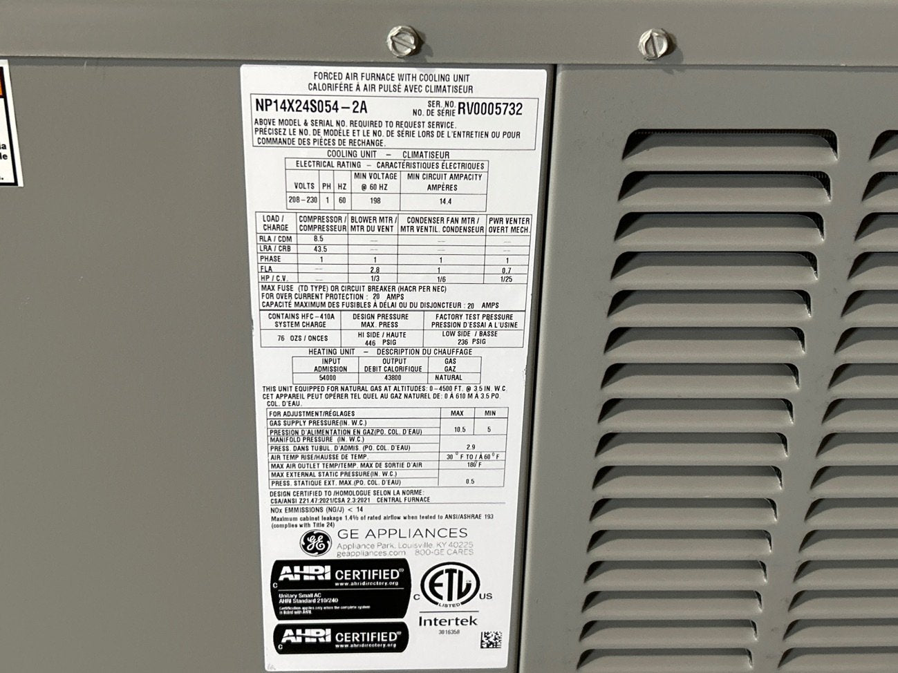 2 Ton Ultra Low NOx Single-Stage Convertible Natural G/E Packaged Unit, 14 SEER, 208-230/60/1, R410A