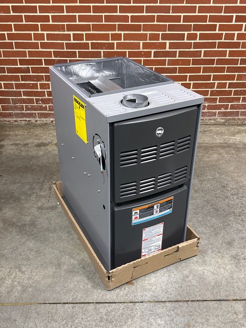 88,000 BTU Two-Stage Upflow/Horizontal ECM Variable Speed Gas Furnace 80% AFUE 120/60/1 CFM: 1667