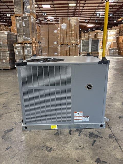 3.5 Ton Single-Stage Convertible Packaged Air Conditioning Unit, 14 SEER, 208-230/60/1, R410A