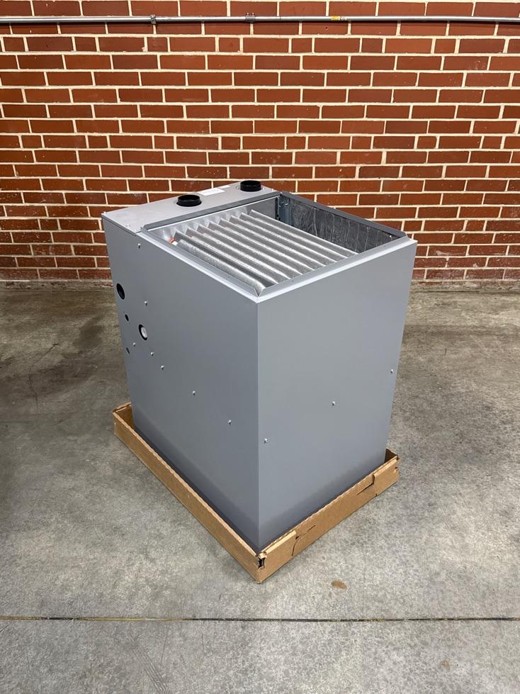88,000 BTU Modulating Upflow/Horizontal ECM Variable Speed Gas Furnace 97% AFUE 120/60/1 CFM: 1653