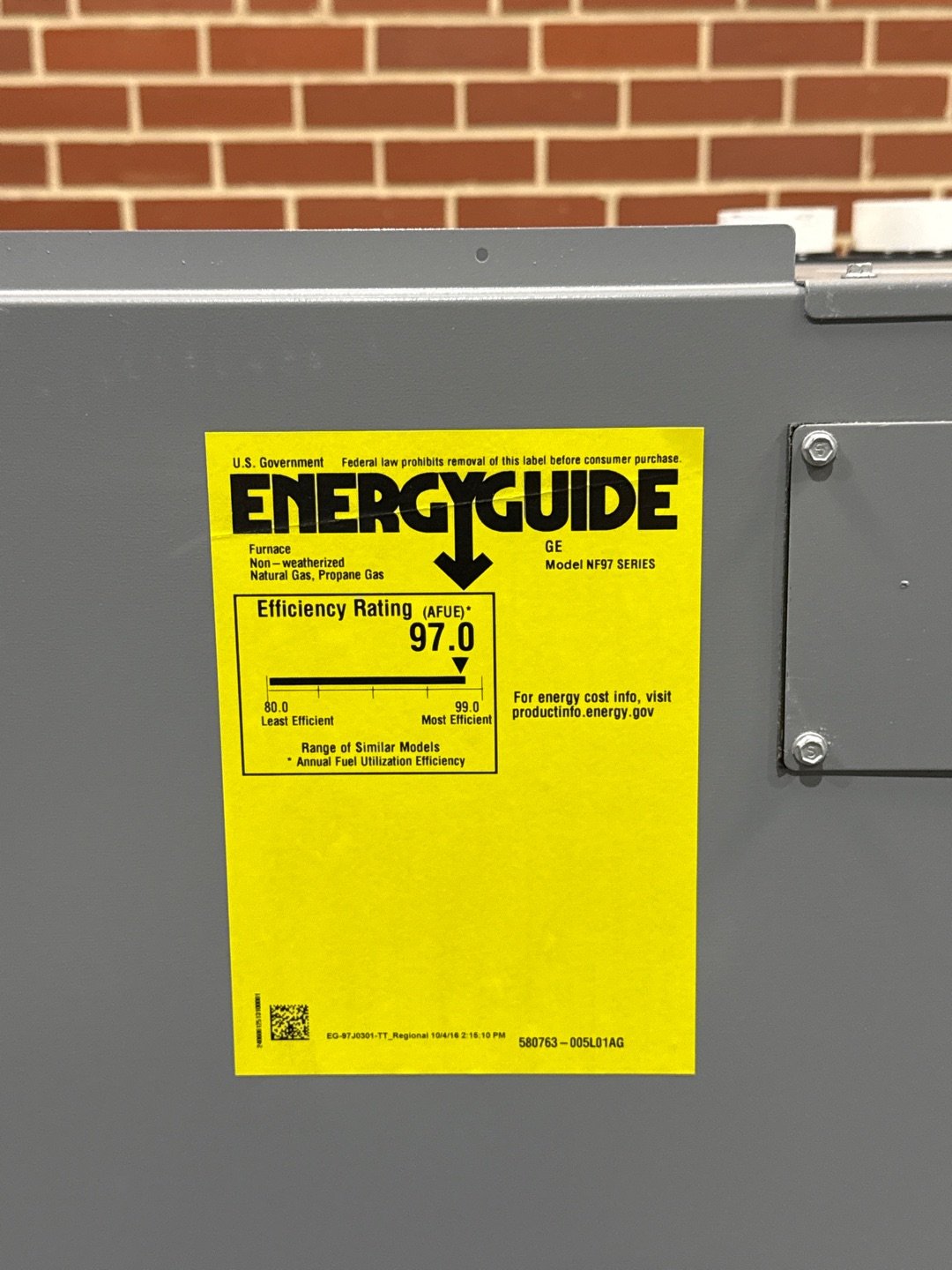 88,000 BTU Modulating Downflow ECM Variable Speed Gas Furnace 97% AFUE 120/60/1 CFM: 1309