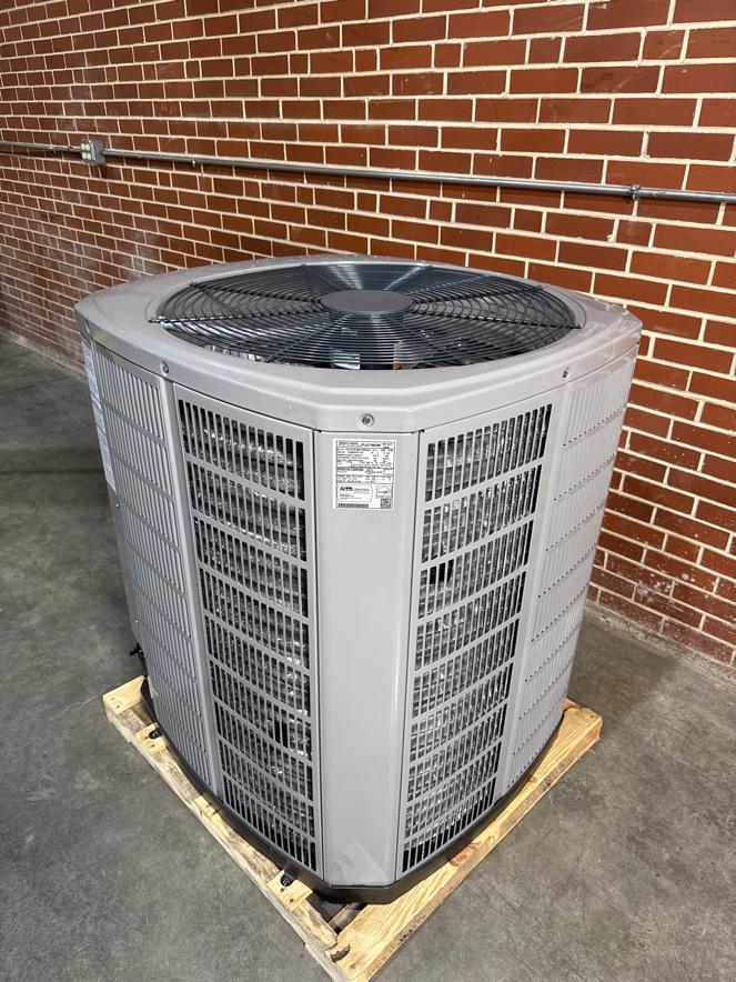 4 Ton Variable Speed Split-System Communicating Air Conditioner 208-230/60/1 R410A 17 SEER