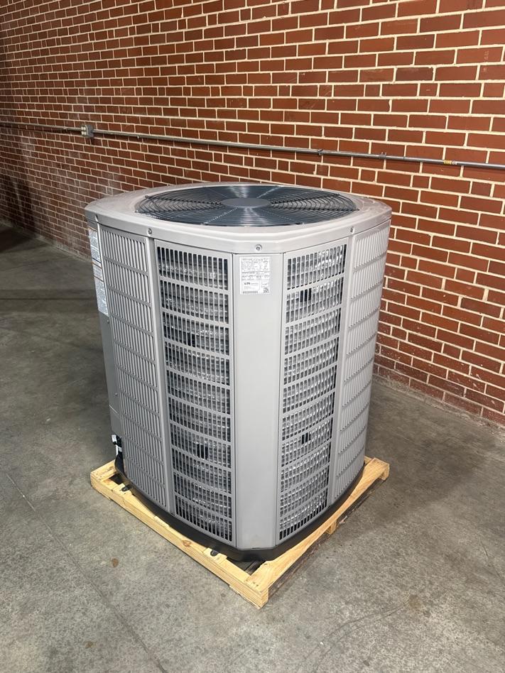 5 Ton Variable Speed Split-System Communicating Air Conditioner 208-230/60/1 R410A 18 SEER