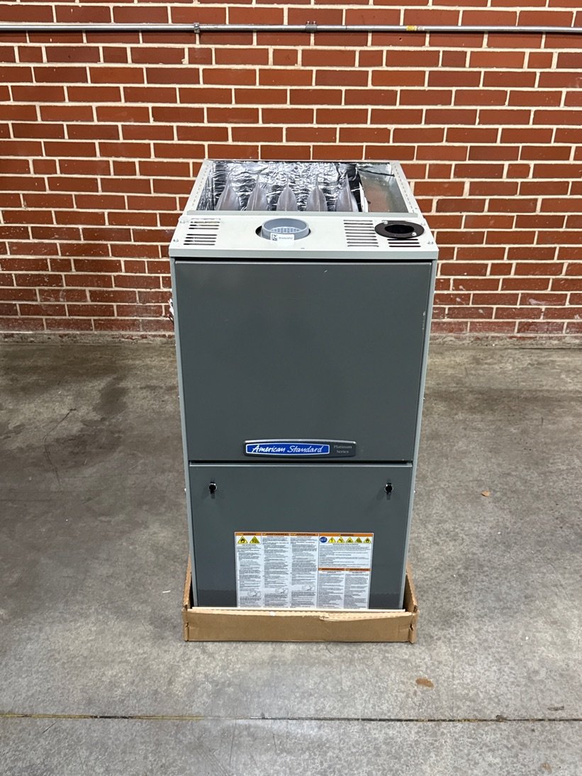 100,000 BTU Modulating Upflow/Horizontal ECM Var Spd Comm Comp Gas Furnace 96% 115/60/1 CFM: 1807