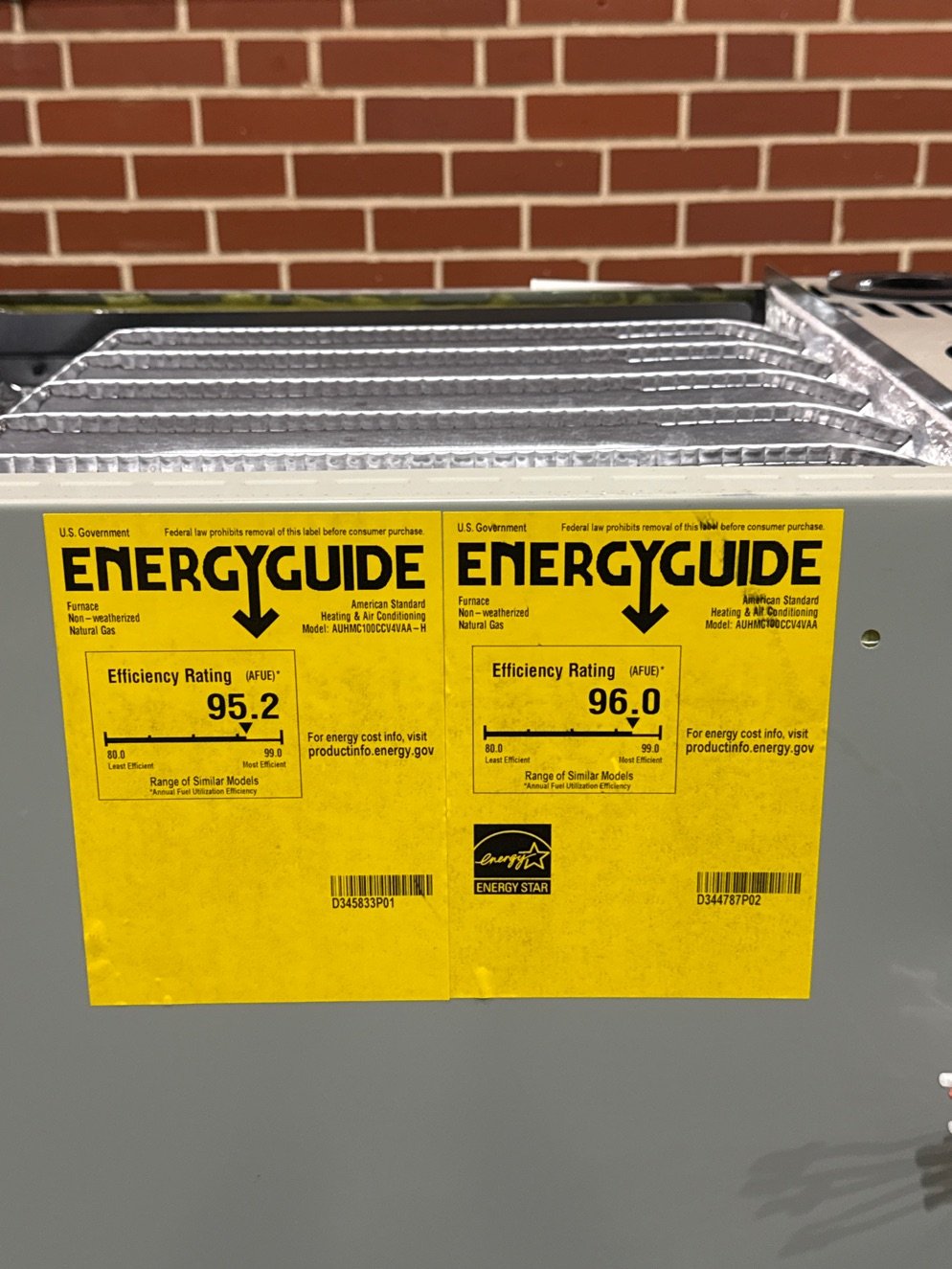 100,000 BTU Modulating Upflow/Horizontal ECM Var Spd Comm Comp Gas Furnace 96% 115/60/1 CFM: 1807