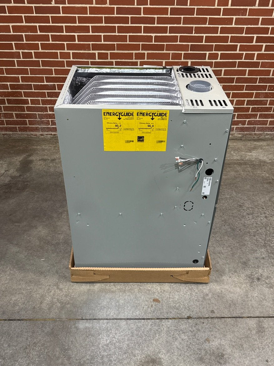 100,000 BTU Modulating Upflow/Horizontal ECM Var Spd Comm Comp Gas Furnace 96% 115/60/1 CFM: 1807