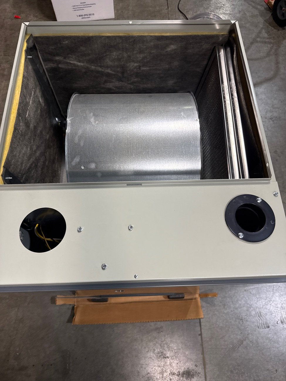120,000 BTU 1-Stg Downflow/Horizontal PSC Communicating Gas Furnace 91% AFUE 115/60/1 CFM: 2400