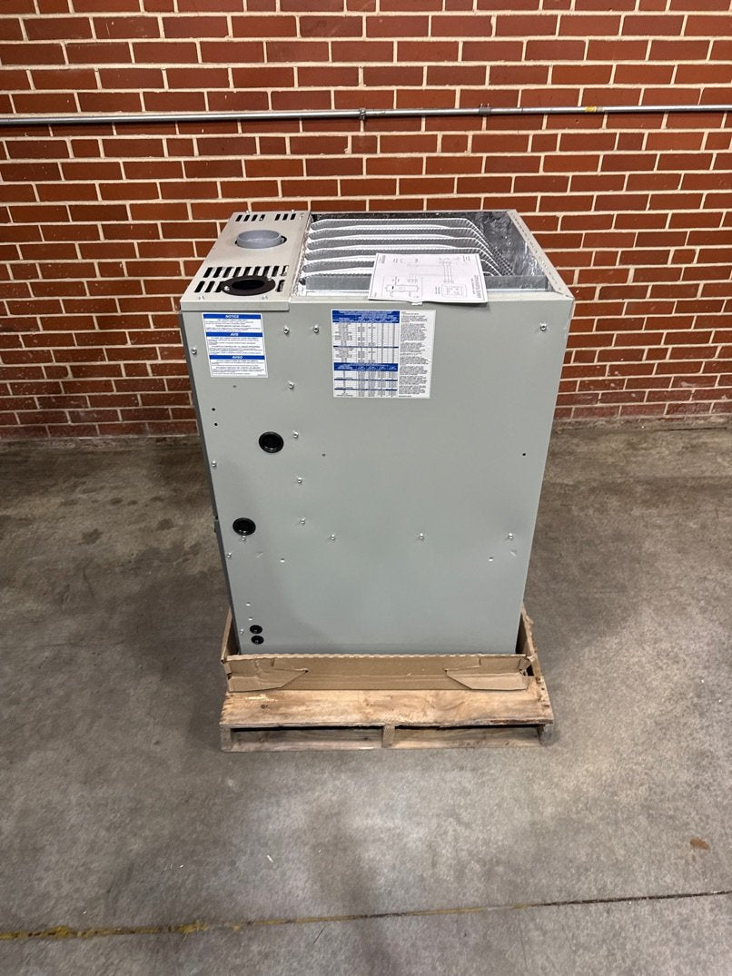 120,000 BTU Modulating Upflow/Horizontal ECM Var Spd Comm Comp Gas Furnace 97% 115/60/1 CFM: 2006