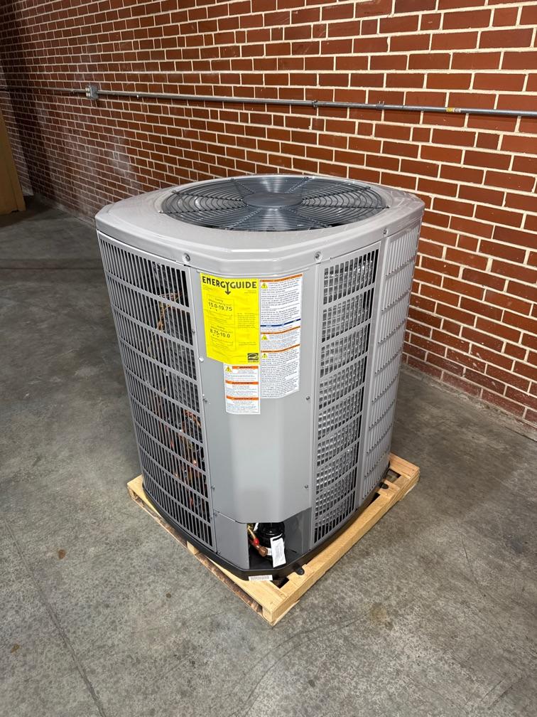2 Ton Variable Speed Split-System Communicating Heat Pump 208-230/60/1 R410A 20 SEER